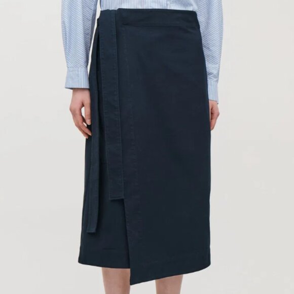 COS Navy Wrap Skirt with Tie, US 2 - Picture 3 of 9